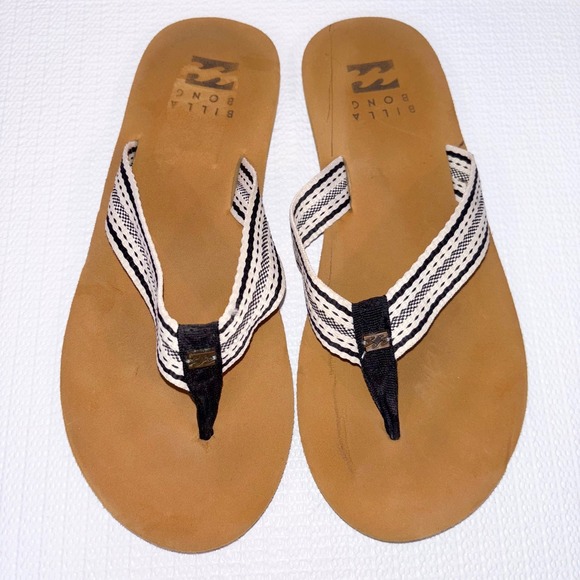 Billabong Shoes - Billabong Women's Flip Flops Size 8 Sandals Beige White Black Woven Straps‎
